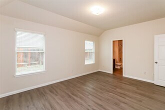 5542 Latta Plantation Dr in Katy, TX - Building Photo - Building Photo