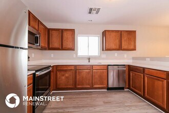 12814 W Pershing St in El Mirage, AZ - Foto de edificio - Building Photo