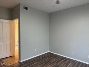2803 W Ave K 12 in Lancaster, CA - Building Photo - Building Photo