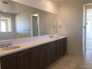 19042 Martino Ct in Santa Clarita, CA - Building Photo - Building Photo