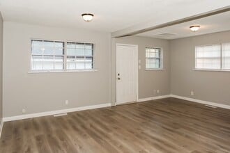 3107 Forsythe Dr NW in Huntsville, AL - Building Photo - Building Photo