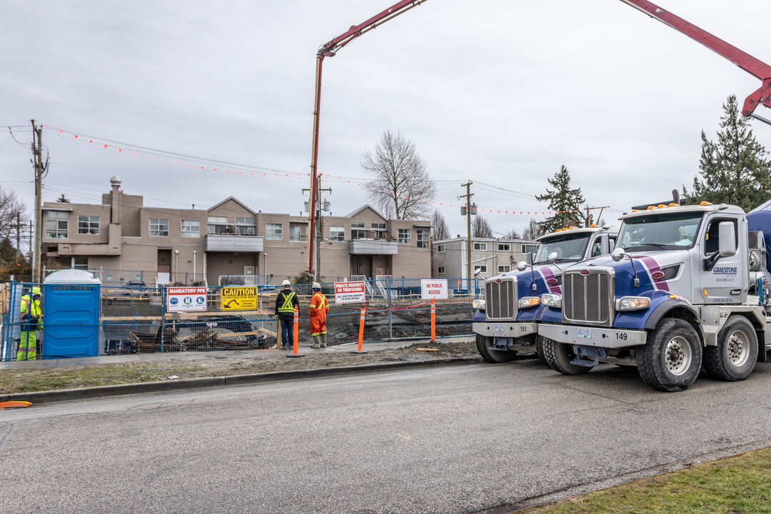 4906-4970 Quebec St in Vancouver, BC - Building Photo