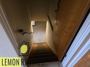 1302 S 16th Ave in Yakima, WA - Foto de edificio - Building Photo