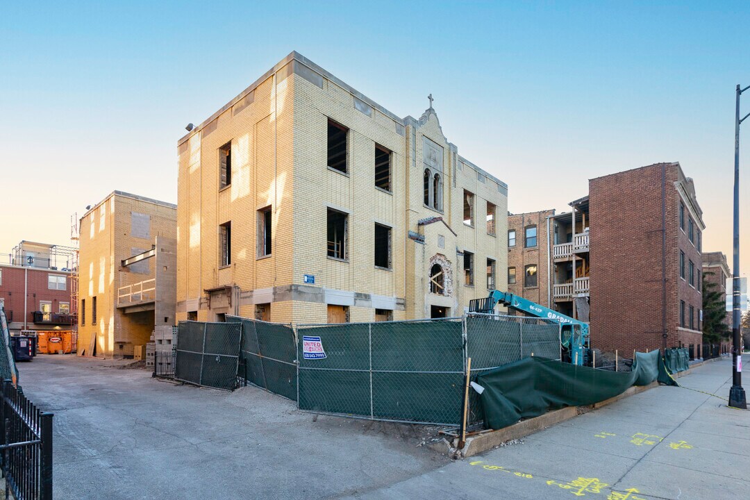 4637 N Ashland Ave in Chicago, IL - Building Photo