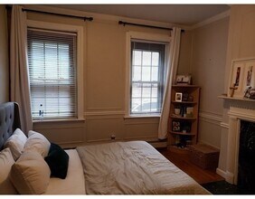 14 Lindall Pl, Unit 2 in Boston, MA - Building Photo - Building Photo