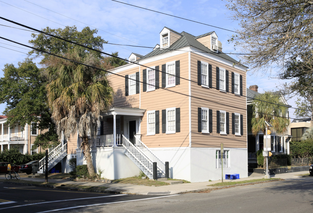 185 Rutledge Ave in Charleston, SC - Building Photo