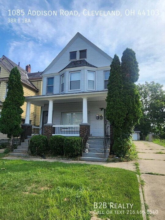 1085 Addison Rd in Cleveland, OH - Building Photo