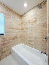 53 NE 16th Pl in Fort Lauderdale, FL - Building Photo - Building Photo