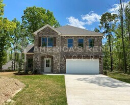 10942 Woodland Dr in Mc Calla, AL - Building Photo