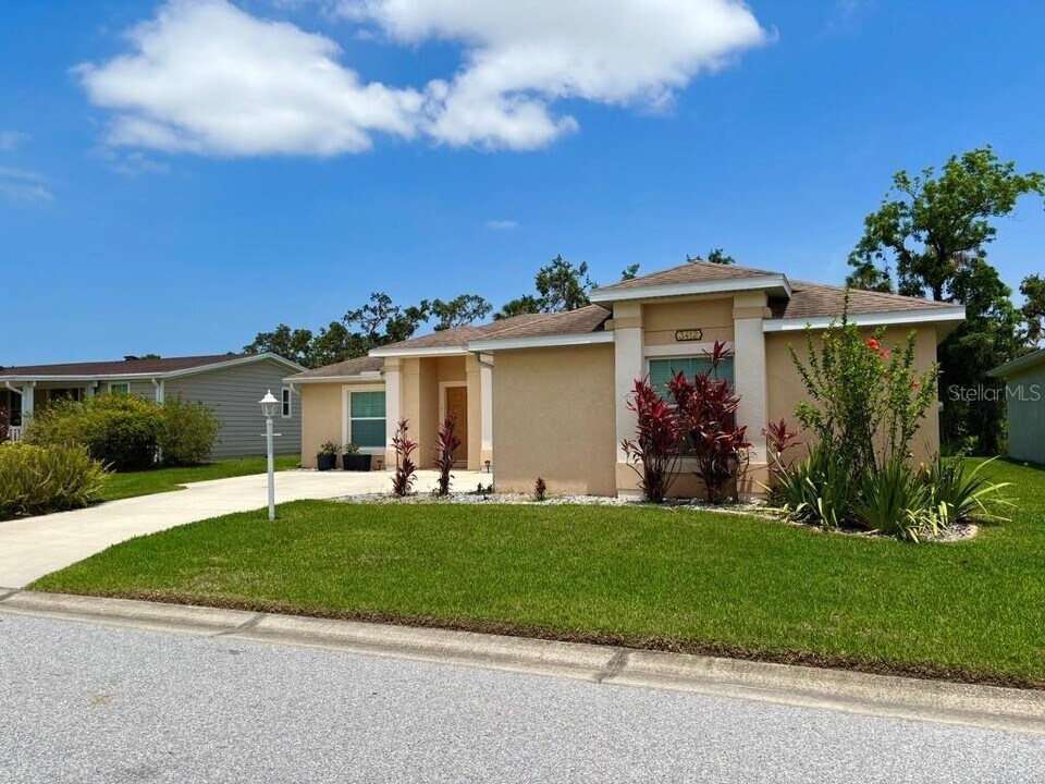 3412 54th St E in Palmetto, FL - Building Photo