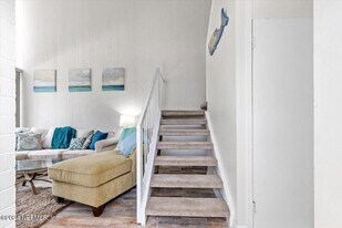 901 Ocean Blvd in Atlantic Beach, FL - Building Photo
