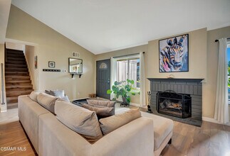 2207 Rusticpark Ct in Thousand Oaks, CA - Building Photo - Building Photo