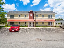 54 Loomis St in Bedford, MA - Building Photo