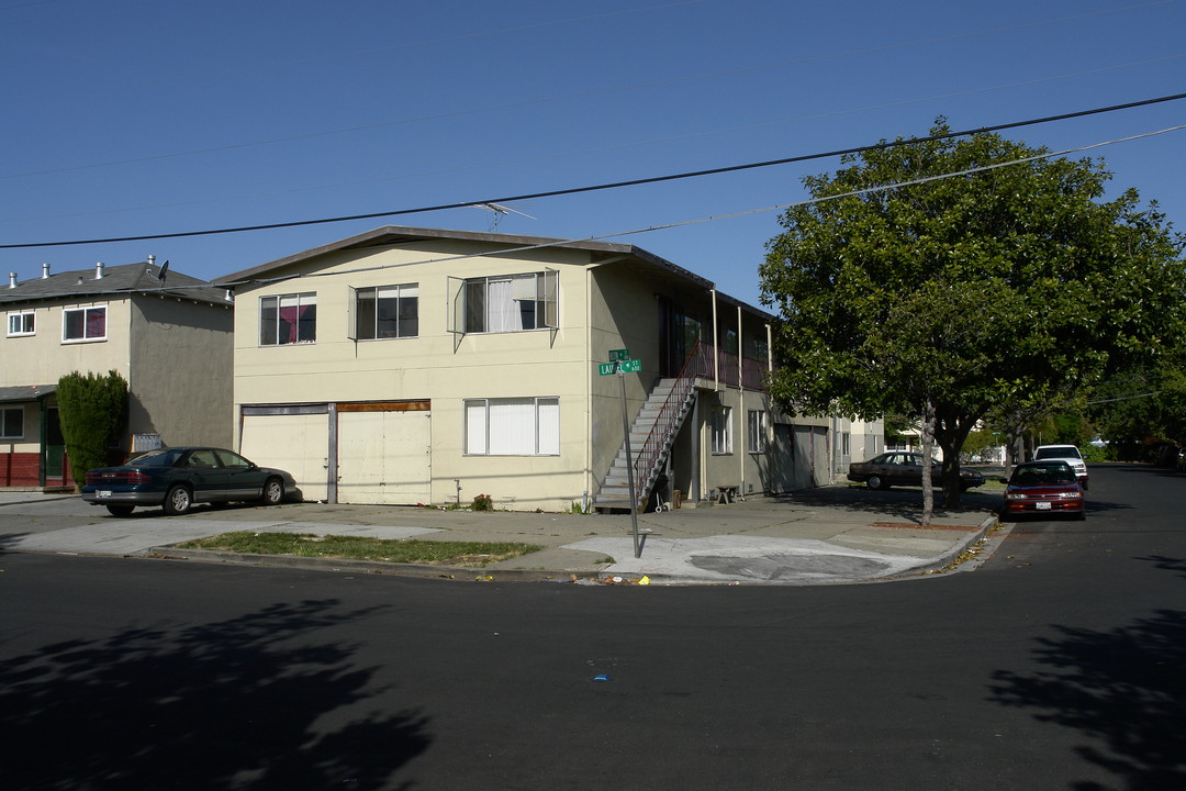 655 Laurel St in Redwood City, CA - Foto de edificio