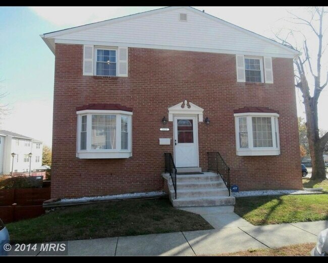 1450 Featherstone Rd in Woodbridge, VA - Building Photo - Building Photo