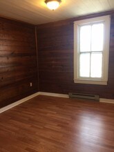 102 E Main St in Hedgesville, WV - Building Photo - Building Photo