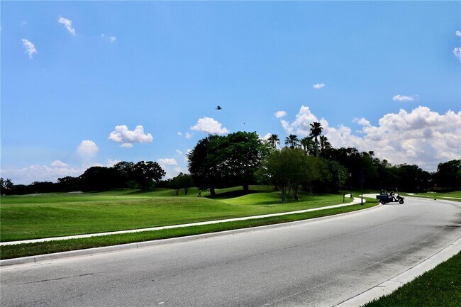 2686 Palmer Pl in Weston, FL - Building Photo - Building Photo