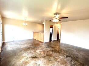 100 Sandstone Dr in Jarrell, TX - Building Photo - Building Photo