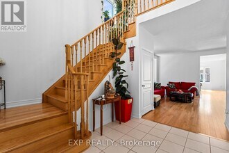 52 John Link Ave in Georgina, ON - Building Photo - Building Photo