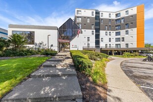 Residences of Troy Apartments - Troy, MI