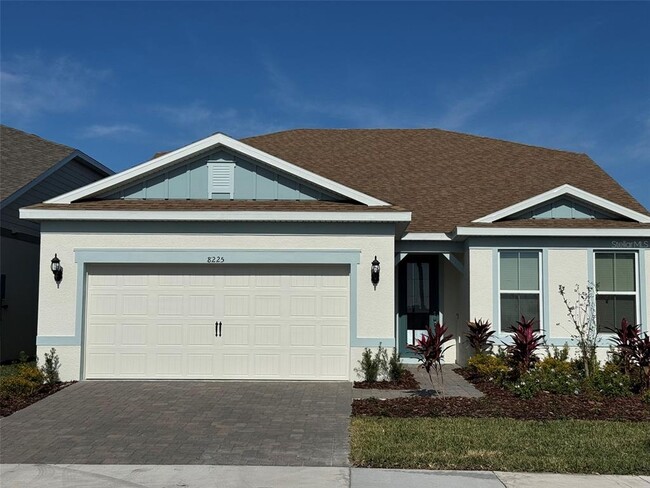 8225 Fenton St in Orlando, FL - Building Photo - Building Photo