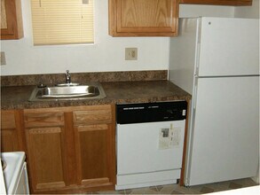 4200 Rochester Rd in Royal Oak, MI - Building Photo - Building Photo