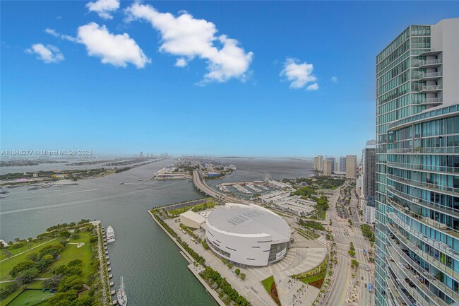 property at 900 Biscayne Blvd
