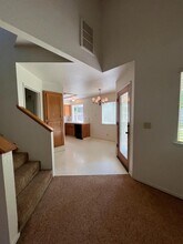 763 E Robin Ln in Fresno, CA - Building Photo - Building Photo