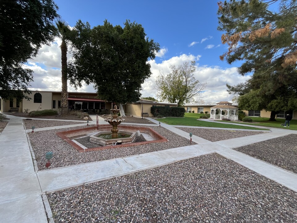 LifeStream at Sun City in Sun City, AZ - Building Photo