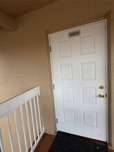 9955 Twin Lakes Dr in Coral Springs, FL - Building Photo - Building Photo