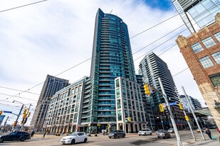 600-600 Fleet St in Toronto, ON - Building Photo