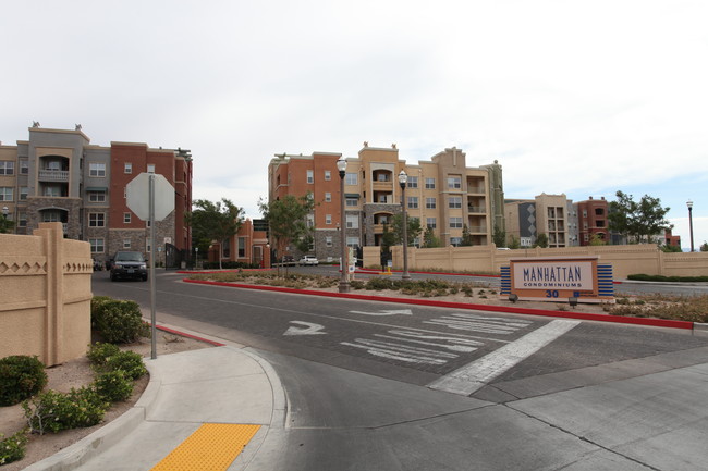 Manhattan Condominiums in Las Vegas, NV - Building Photo - Building Photo