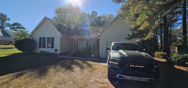 property at 41 Oakwater Dr