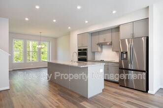 2864 Sweetbay St in Charlottesville, VA - Building Photo - Building Photo