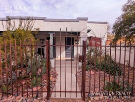 826 N Perry Ave in Tucson, AZ - Building Photo