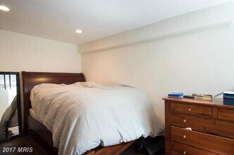 918 Westminster St NW, Unit B in Washington, DC - Foto de edificio - Building Photo