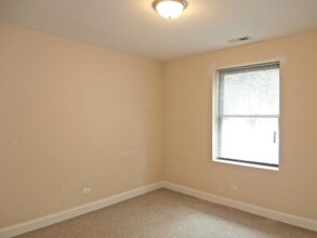 5001 N Sawyer Ave in Chicago, IL - Building Photo - Building Photo