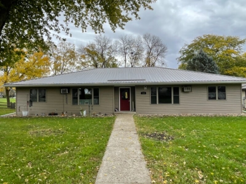 216 N Cannon St in Paullina, IA - Building Photo