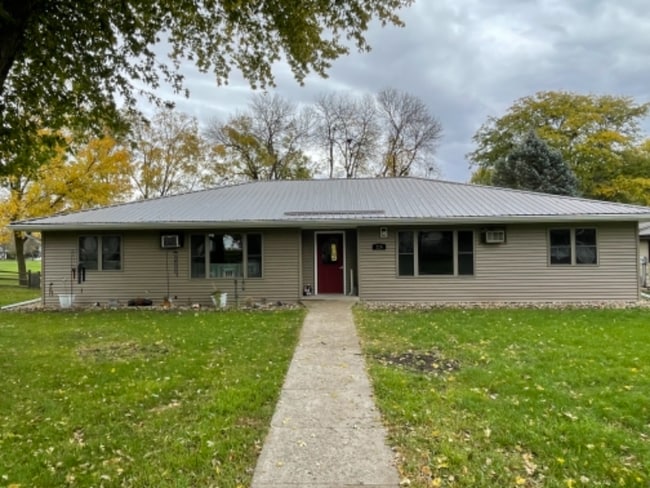 property at 216 N Cannon St