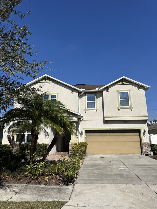 11453 Tangle Branch Ln in Gibsonton, FL - Foto de edificio