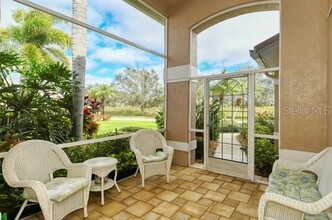 9480 Forest Hills Cir in Sarasota, FL - Building Photo - Building Photo