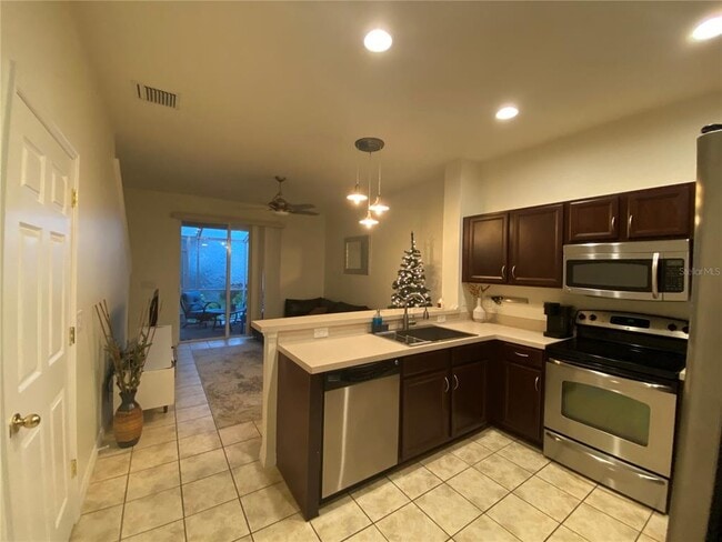 1181 Grantham Dr in Sarasota, FL - Building Photo - Building Photo