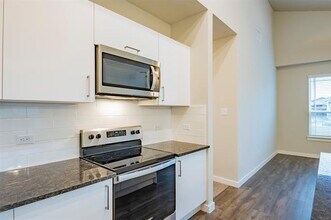617 Wheatfield Dr in Venus, TX - Building Photo - Building Photo