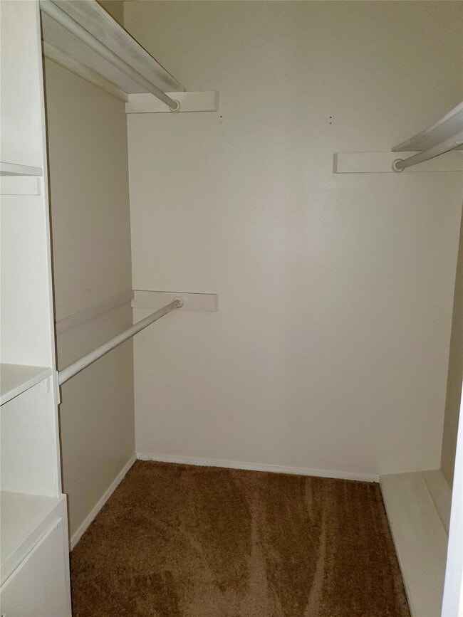 property at 11806 Hillcroft Ave