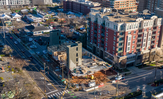 615 Peace Street Condos in Raleigh, NC - Foto de edificio - Building Photo