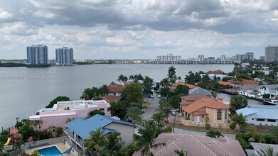 2903 N Miami Beach Blvd in North Miami Beach, FL - Building Photo - Building Photo