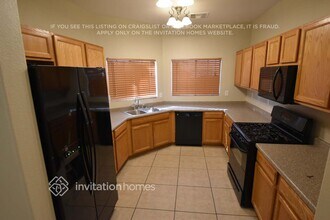 5916 Gentleslope St in Henderson, NV - Foto de edificio - Building Photo