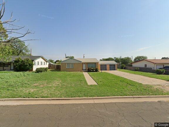 4710 39th St in Lubbock, TX - Foto de edificio