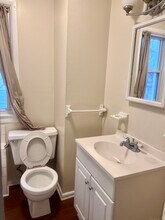 282 Front Ave in West Haven, CT - Building Photo - Building Photo