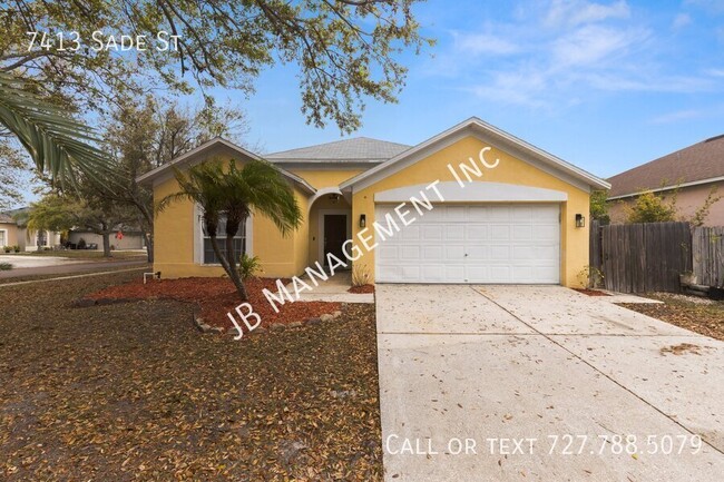 7413 Sade St in Tampa, FL - Building Photo - Building Photo